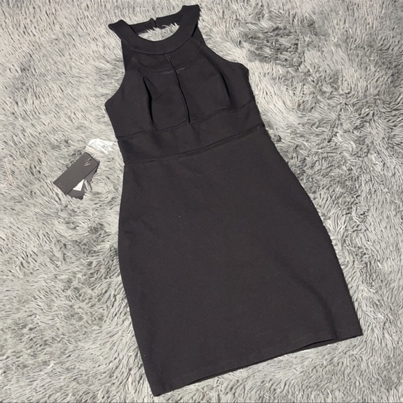 🥰🥰Guess Monaco Sleeveless Bodycon Dress🥰🥰 - Picture 3 of 8